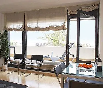 Apartamentos Marbella Barcelona 4*,  España